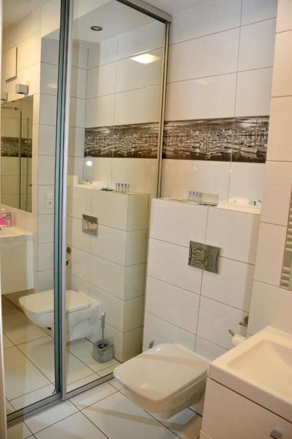 Apartamenty Centrum Nad Motlawa Z Widokiem Na Patio Z Balkonem غدانسك المظهر الخارجي الصورة